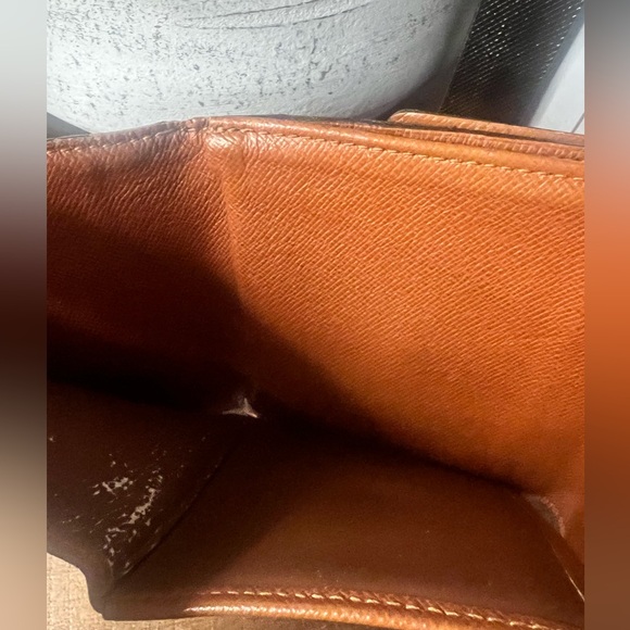 Louis Vuitton Elise Wallet - Picture 7 of 15